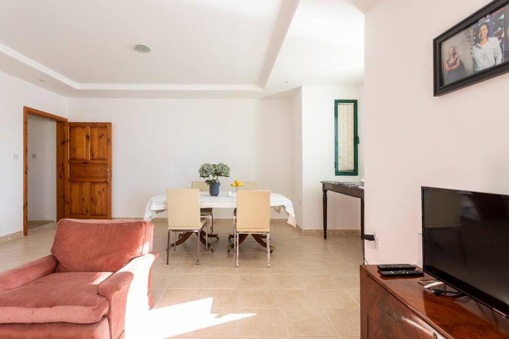 City Penthouse With Roof Terrace And Sea Views วัลเลตตา ภายนอก รูปภาพ