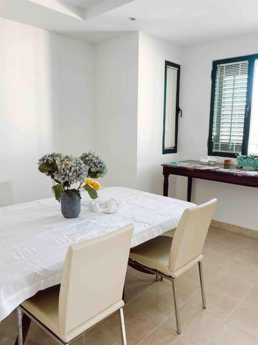 City Penthouse With Roof Terrace And Sea Views วัลเลตตา ภายนอก รูปภาพ