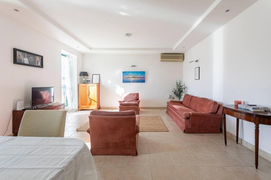 City Penthouse With Roof Terrace And Sea Views วัลเลตตา ภายนอก รูปภาพ